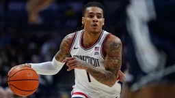 UConn Triumphs Over Florida 77-73 in Thriller at MSG