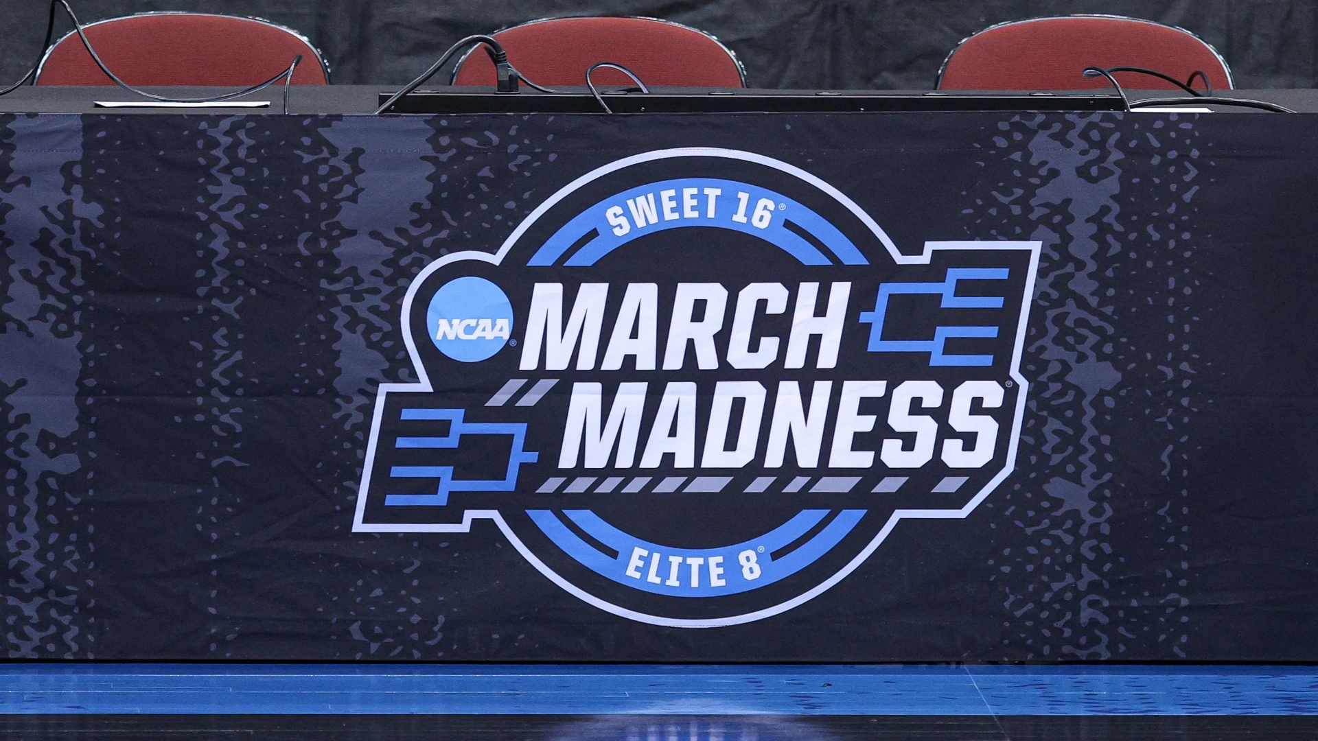 Exploring Predictive Markets in Men's March Madness