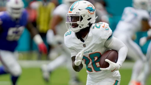 Key Players to Watch in Dolphins vs. Steelers Matchup