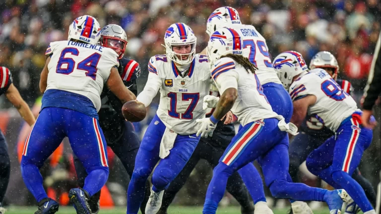 Analyzing the New England vs. Buffalo Week 15 Matchup