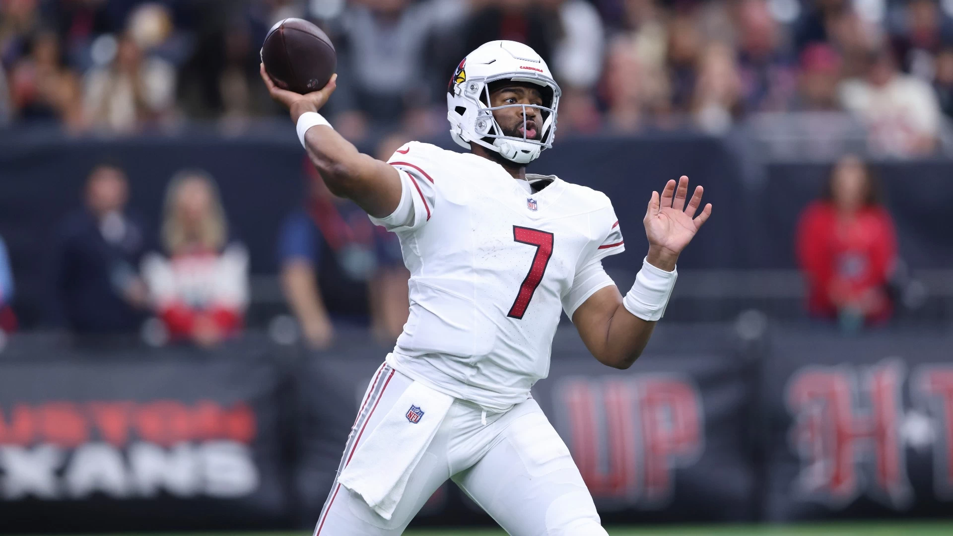 Arizona Clamps Down on Fantasy Sports and Prediction Markets