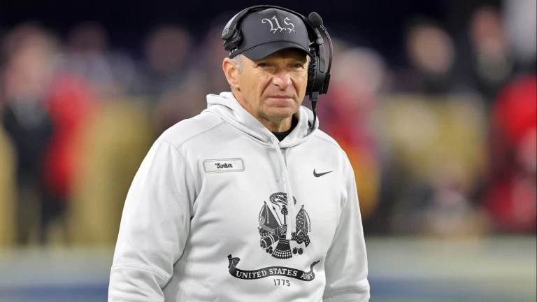 UConn vs. Army Match Preview: Betting Odds & Strategy