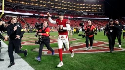 49ers Triumph in NFL Thriller, Eye Super Bowl Dreams