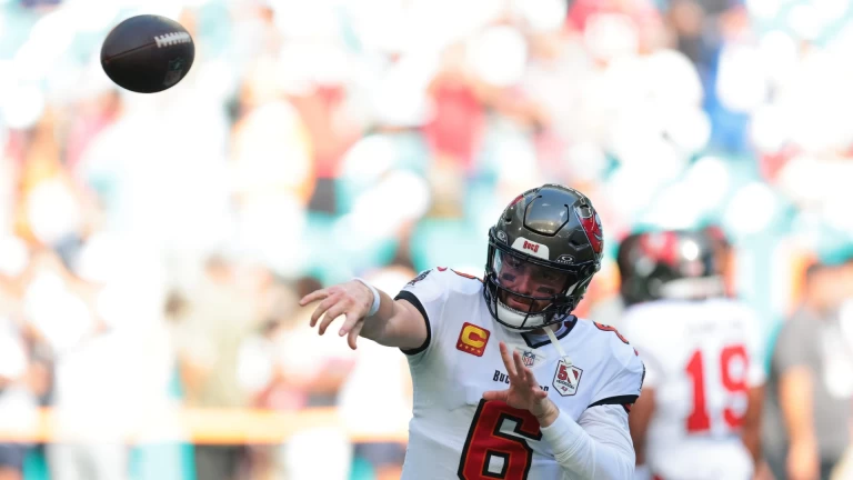 Buccaneers Hope to Right Ship Ahead of Matchup vs. Panthers