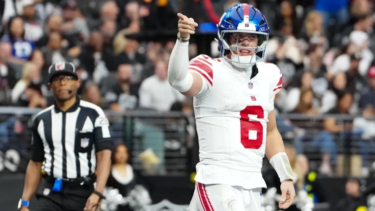 Cowboys vs. Giants: Will We See Starters for the Whole Game?