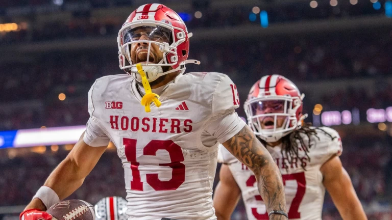 Indiana vs. Alabama CFP Preview: Hoosiers Sit as Favorites