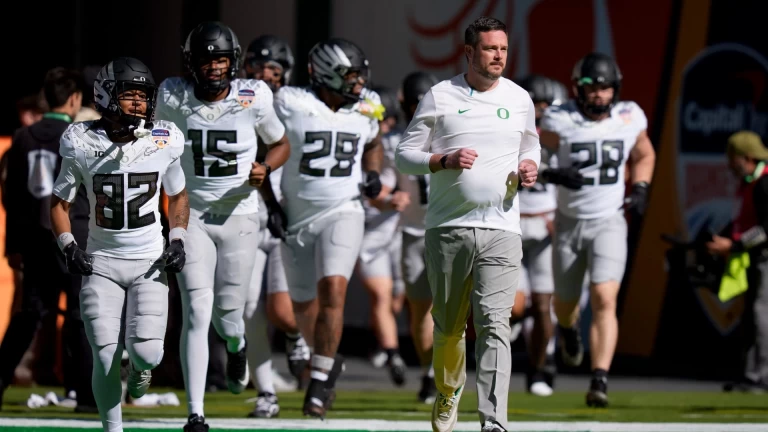 Oregon Ducks Shut Out Texas Tech 23-0: Game Analysis