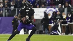 Lamar Jackson's Return: Impact on Ravens vs. Steelers?