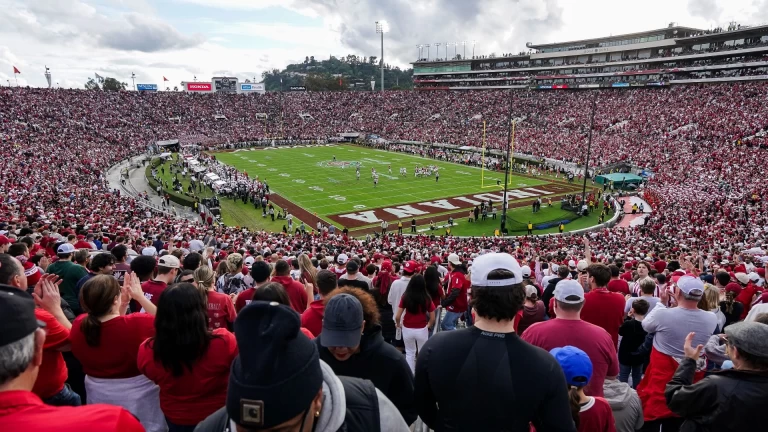 Carton Fires Back at Indiana Fans for Rose Bowl Presence