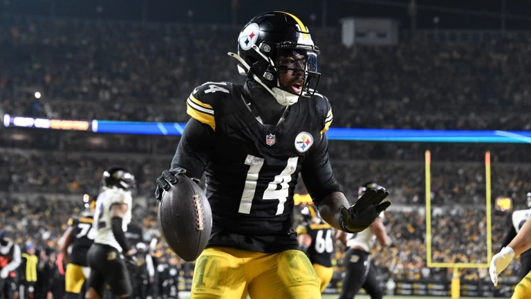 Steelers Get Past Ravens in Thriller on Sunday Night Football