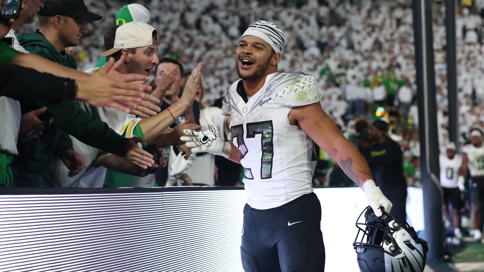 Oregon RB Jayden Limar Enters Portal Ahead of CFP Semifinal