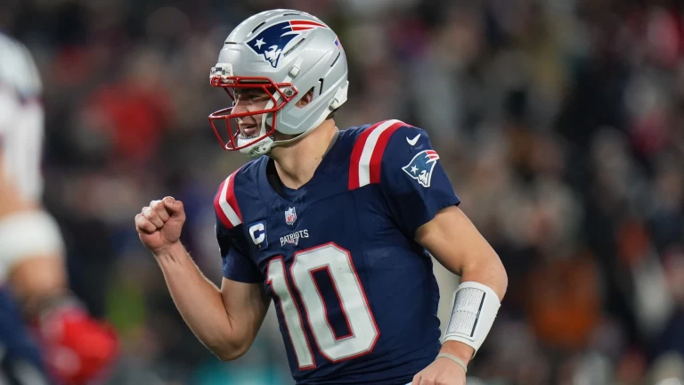 Chargers vs. Patriots: An AFC Sunday Night Football Clash