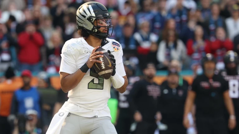 CFP Semifinal Showdown: Oregon vs. Indiana Preview