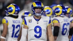 Rams Win with Late Touchdown; Panthers' Efforts Fall Short