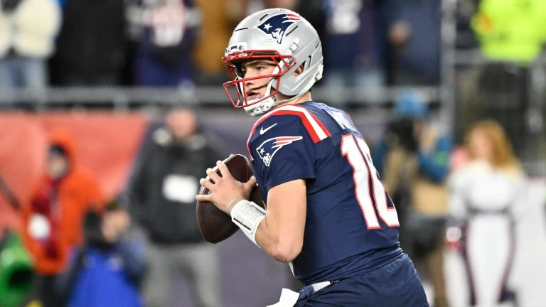 Patriots Emerge Victorious Over Chargers in Low-Scoring Game