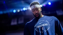 Anthony Davis Injury Concerns Impacts Trade Talks for Mavericks