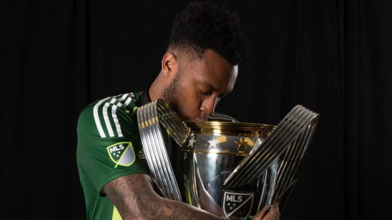 Navigating Pressures & Fan Loyalty in MLS: Rodney Wallace's Tale