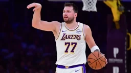 Lakers Favored in High-Stakes Game Against Nuggets