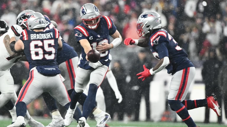 AFC & NFC Championships: Patriots vs. Broncos & Rams vs. Seahawks