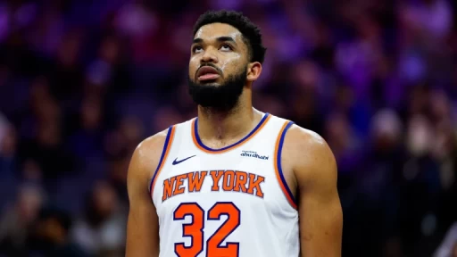 Knicks' Karl-Anthony Towns Trade Rumors Heat Up Ahead of Deadline