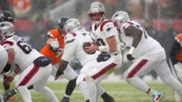 Patriots Win Against Broncos Despite Offensive Struggles