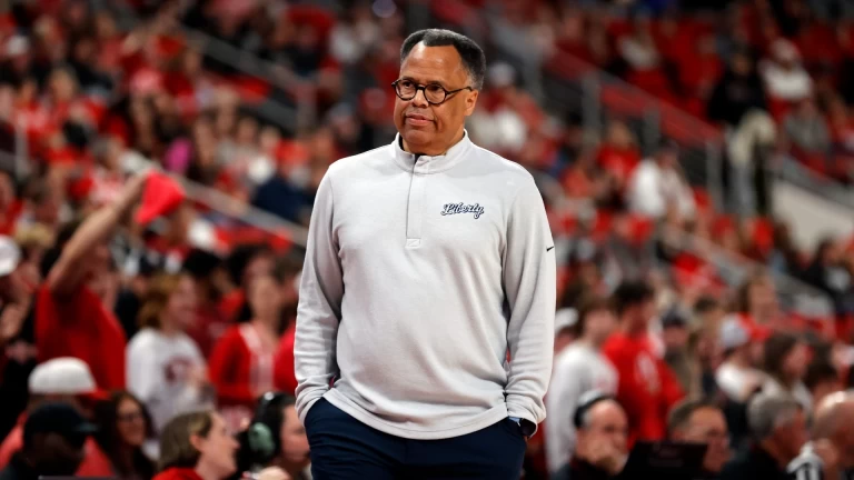 Liberty vs. Middle Tennessee: C-USA College Basketball Clash