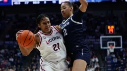 Top Women's College Basketball Teams to Watch This Saturday