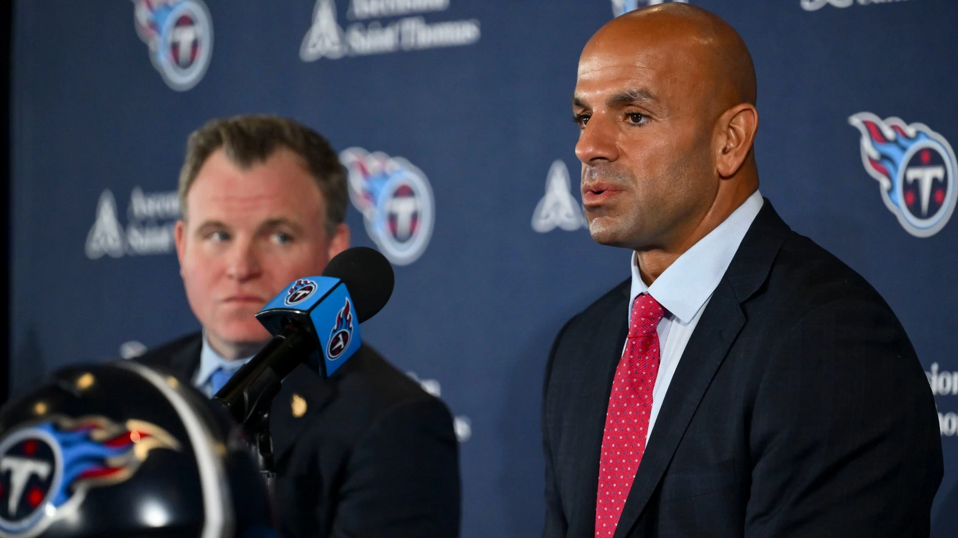 Exploring Robert Saleh's Approach to Play-Calling with the Titans