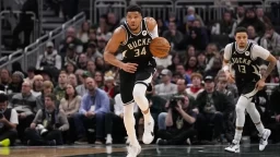 Giannis Rumored to Move in Next Week's Trading Deadline