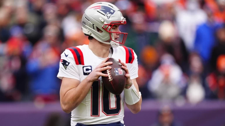 Analyzing Patriots' Strategy with Drake Maye: Game Insights