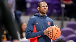 Bryce James Redshirts for Arizona Amid Struggles for Playing Time