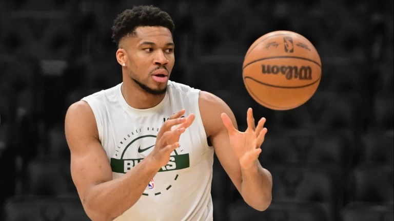 NBA Trade Decisions Impact on Milwaukee, Clippers & Knicks