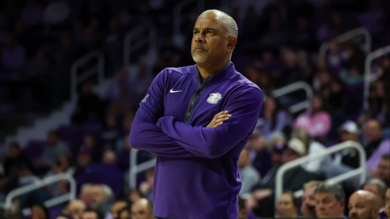 Jerome Tang Publicly Criticizes Kansas State Basketball