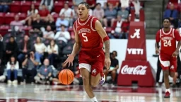 Arkansas Falls to Alabama in 2OT Despite Acuff's 49 Points