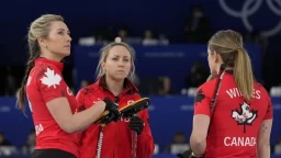Canada Faces Sweden in Women’s Curling Semi-Finals