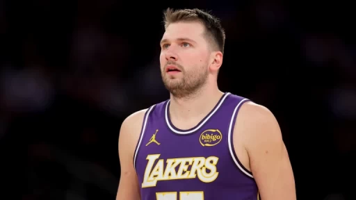 Clippers vs. Lakers Showdown: Insights & Predictions