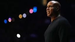 Barry Bonds' Challenging Path to the Baseball Hall of Fame