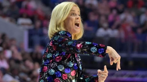 LSU HC Kim Mulkey's Handshakes Mimic Iconic Key & Peele Sketch Latest Video Thumbnail