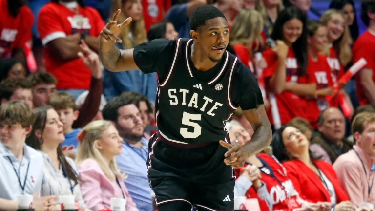 Loyalty in College: Why Seniors Staying at 1 School Are Extinct