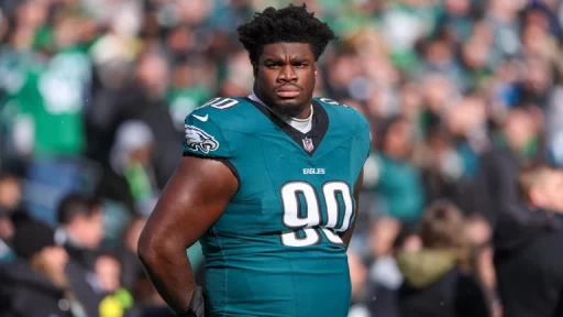 Jordan Davis Signs Monster Extension with the Eagles