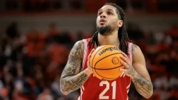 Big 12 Tournament Semifinal: Houston vs. Kansas - Game Insights