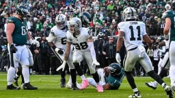 Maxx Crosby's Uncertain Future & NFL Trades Markets