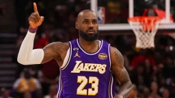 LeBron James, Lakers Finding Form Late in NBA Season