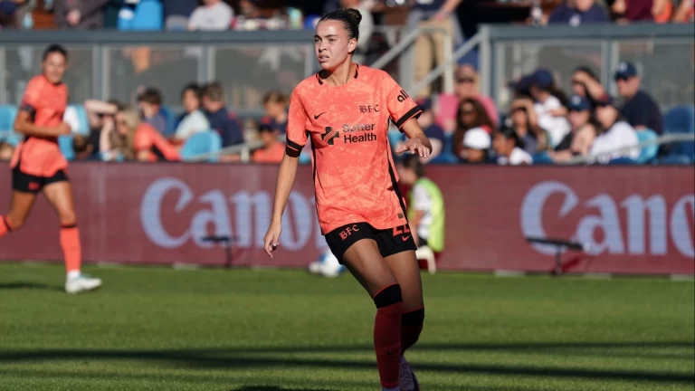 Expert Predictions for Upcoming NWSL Soccer Matches