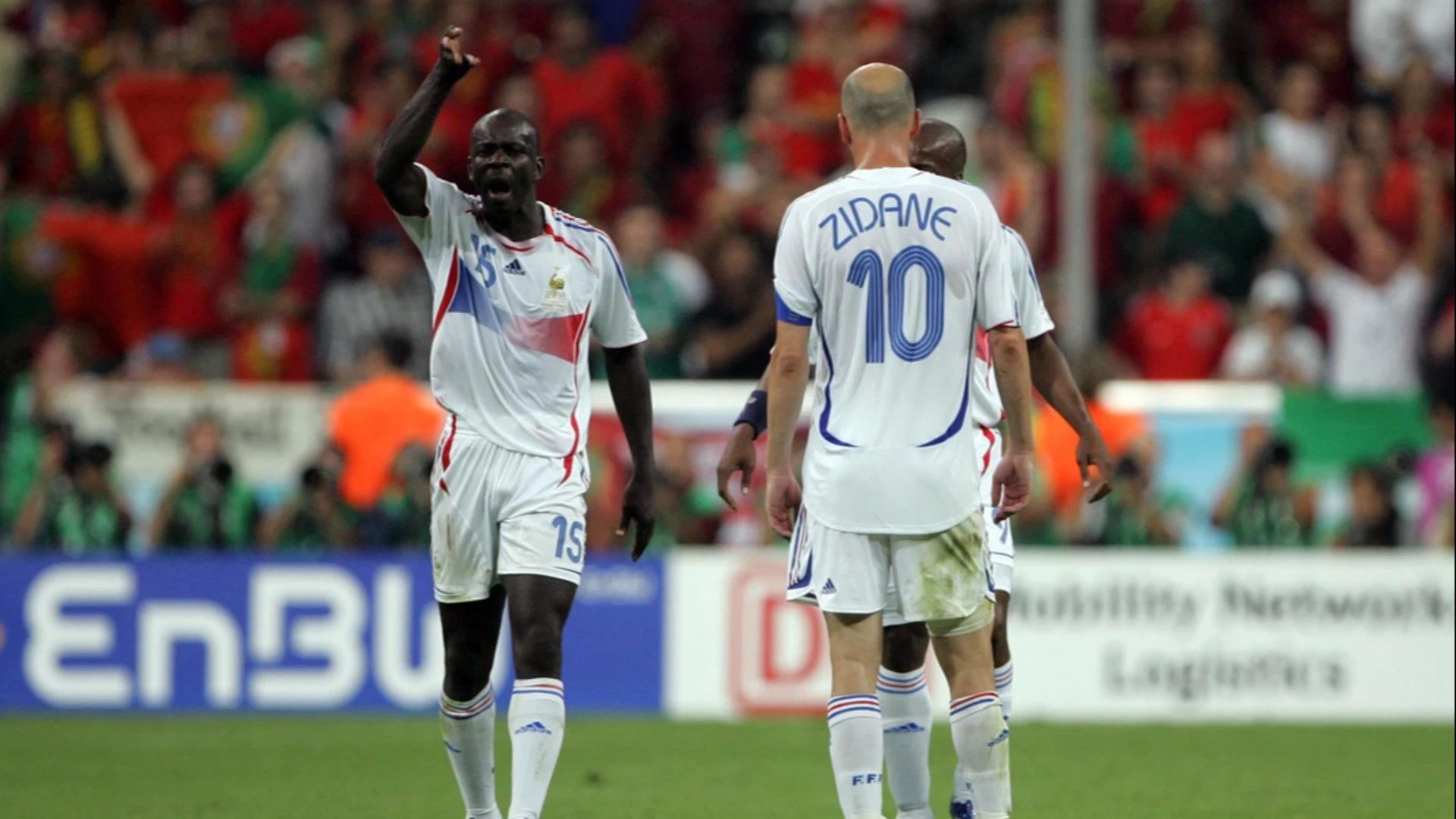 Ronaldo's Struggle and Zidane's Rise in 1998 World Cup