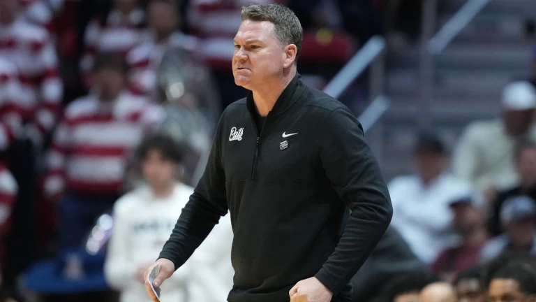 Arizona vs. Arkansas: Can the Underdogs Pull an Upset?