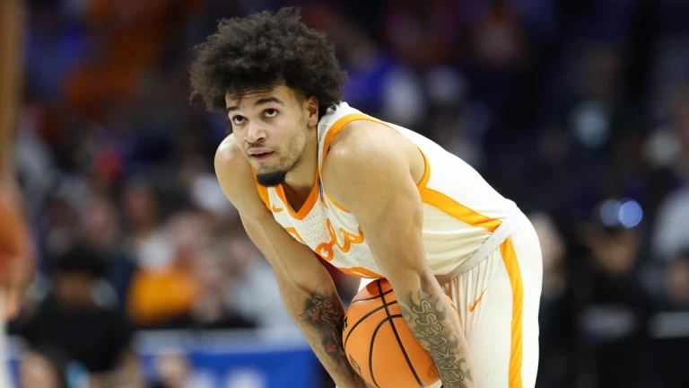 #6 Tennessee vs. #2 Iowa State: Odds and Game Insights