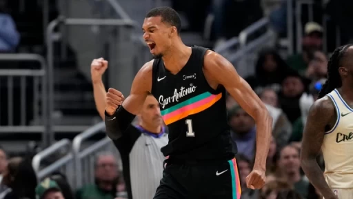 Bulls vs. Spurs Matchup: A Hefty Point Spread on Monday Night Latest Video Thumbnail