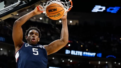 Illinois vs. UConn Preview: Game Insights and Predictions Latest Video Thumbnail