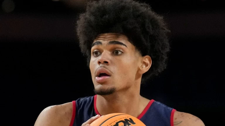 Arizona vs Michigan: Predictions for a Tight Basketball Clash